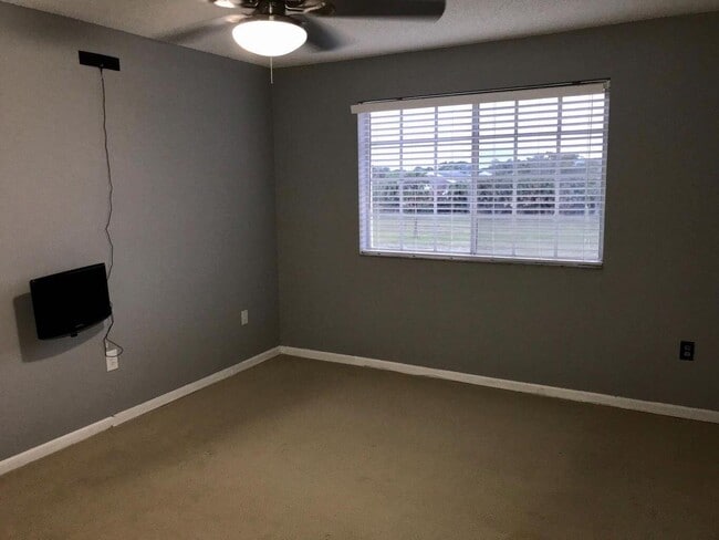 Building Photo - 1701 Village Blvd