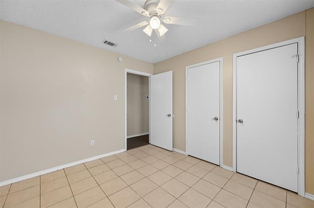 Building Photo - 3414 Colonial Dr