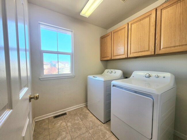 1st Floor - Laundry - 10605 Wynspire Way