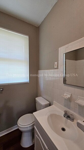 Building Photo - 6510 Avalon St
