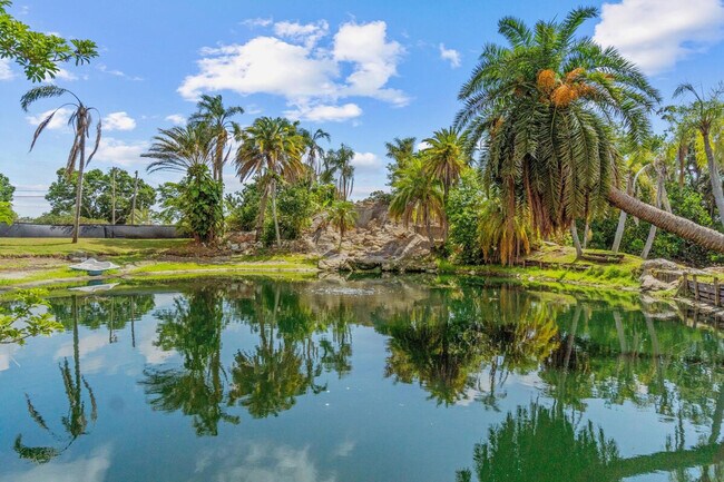 Building Photo - 3399 70th Ln N