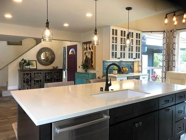 Building Photo - 4 Bedroom Home in the Hosp Grove Area of Olde Carlsbad