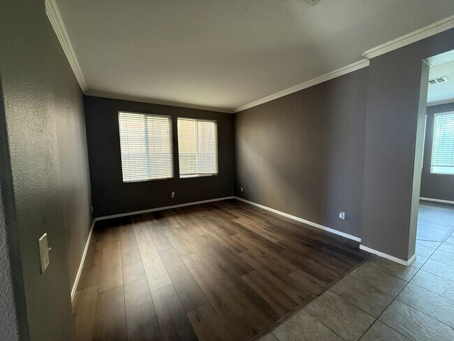 Building Photo - Beautiful Home in the Heart of Perris