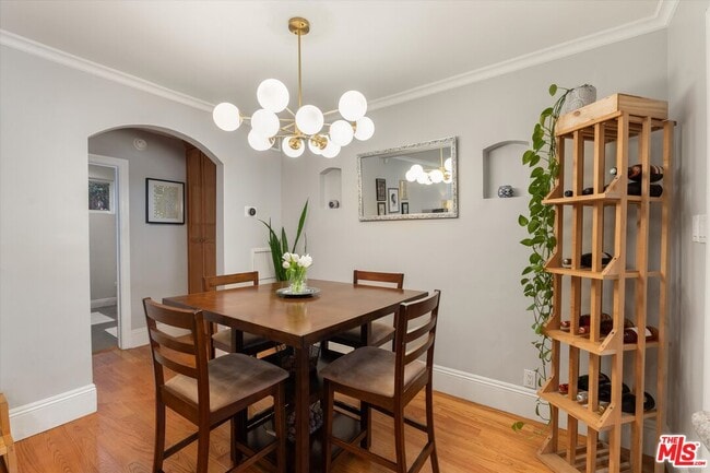 Building Photo - 14934 Dickens St