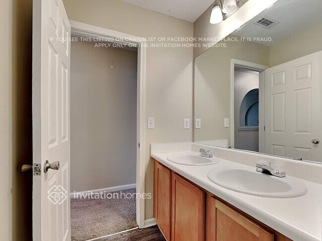 Building Photo - 4526 Beau Point Ct SW