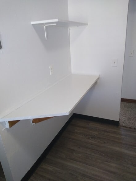 Building Photo - 3302 Grandview Dr