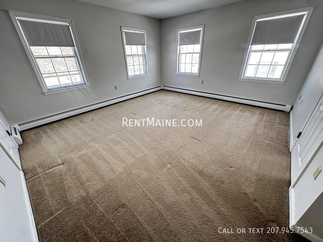 Building Photo - 15 Kennebec Rd