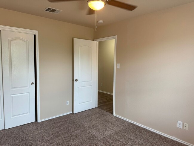 Building Photo - 9061 Clearwood Pth