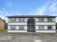 Building Photo - 40 N Fairfax Ave