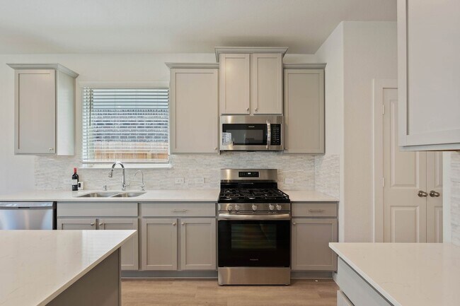 Building Photo - 17114 Pentland Hls Wy