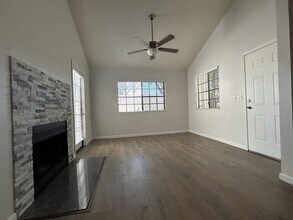 Building Photo - Springdale Condo