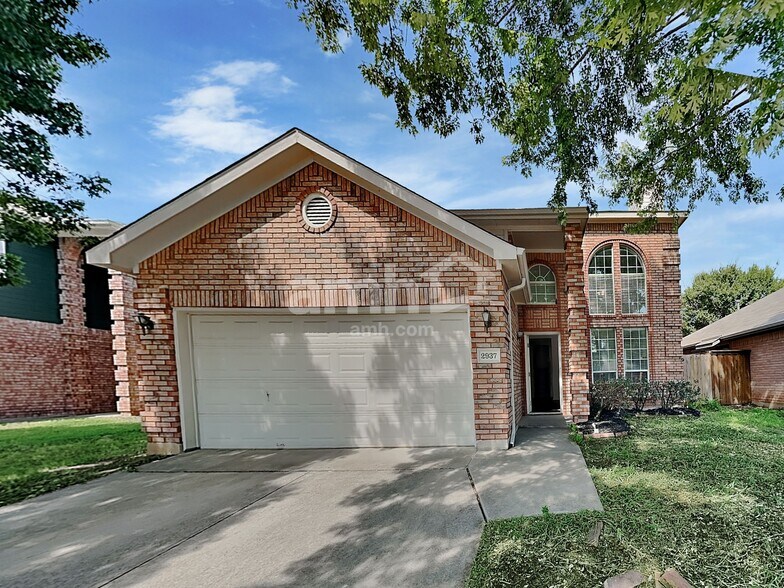 Primary Photo - 2937 Timber Creek Trail