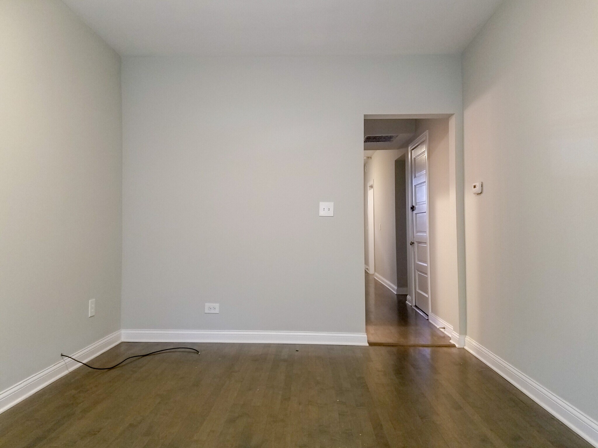 Building Photo - 2730 N Wayne Ave