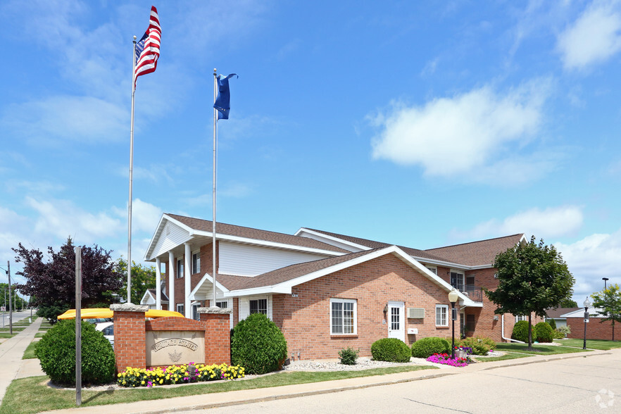 Leasing Office - Heritage Estates