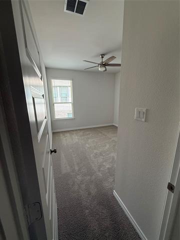 Building Photo - 409 Saddle Ln