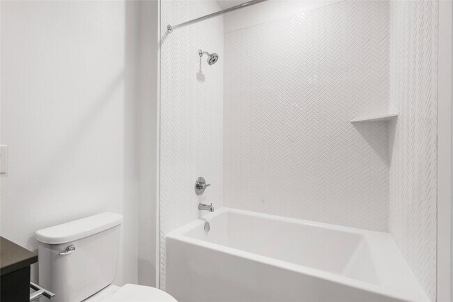 Building Photo - 4801 Springdale Rd