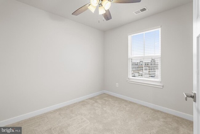 Building Photo - 148 Fletcher Cir