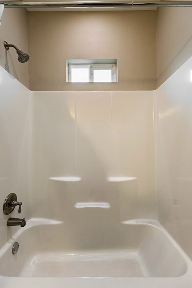 Building Photo - 1817 Rebecca Ln