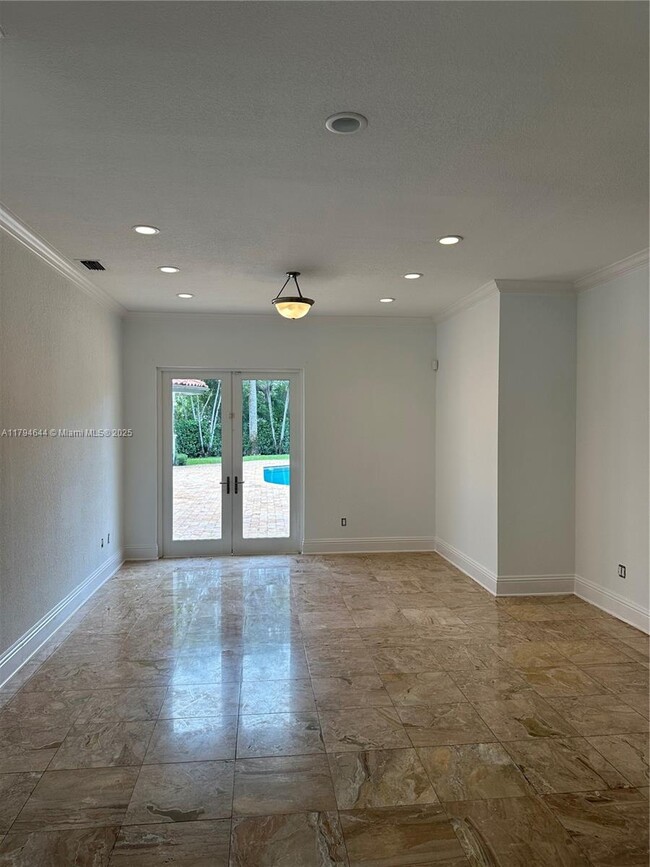 Building Photo - 10600 SW 69th Ave