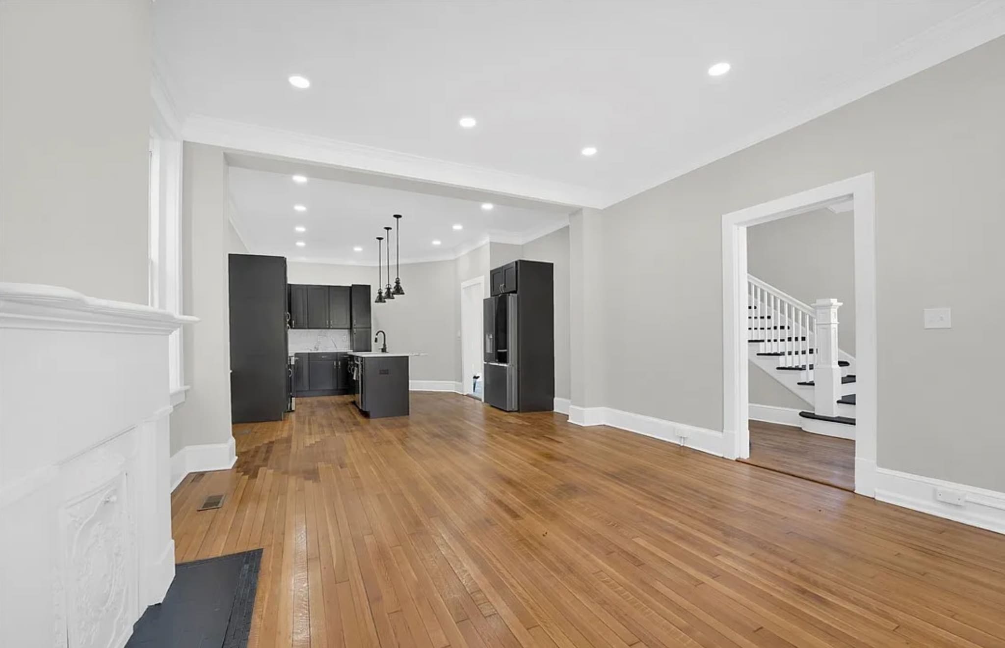 Building Photo - 507 W Washington St