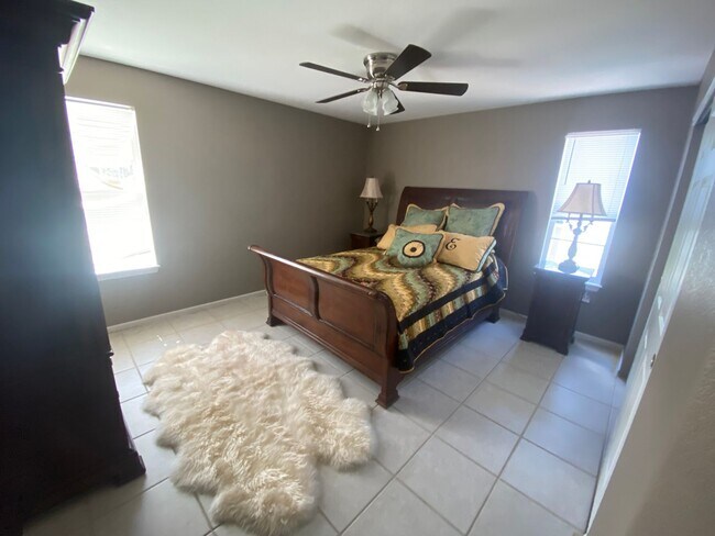 Building Photo - Great Home in Castle Rock