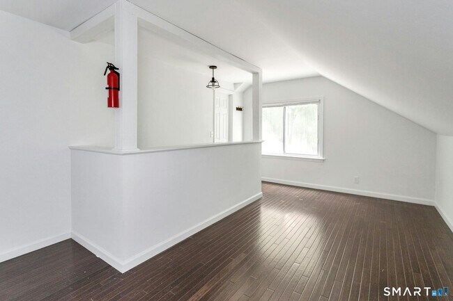 Building Photo - 124 Minturn Pl
