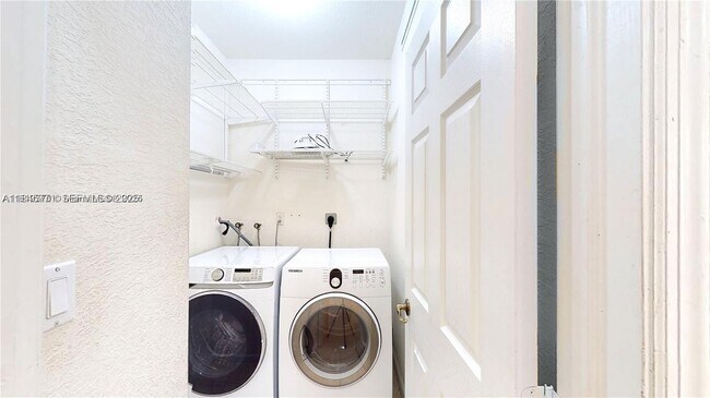 Building Photo - 12281 SW 121st Terrace