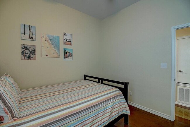 Building Photo - 2212 TX-361