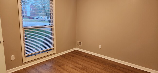 Bedroom - 4108 Saratoga Woods Dr