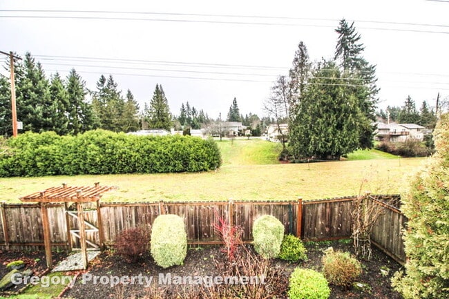 Building Photo - 13609 46th Ave SE