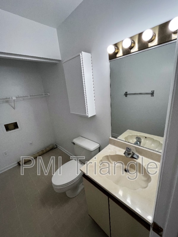 Building Photo - 101 Finley Forest Dr