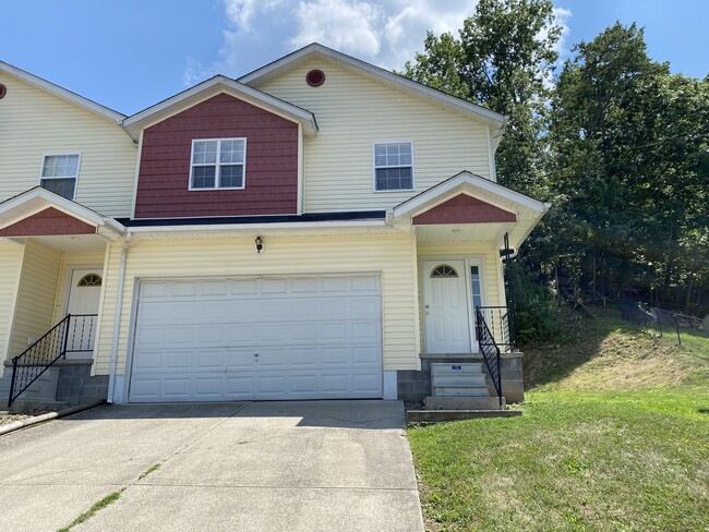 Primary Photo - 5355 Midway Dr
