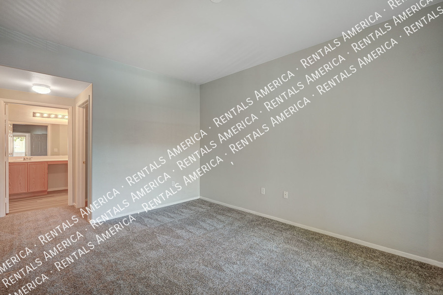 Building Photo - 9303 Gilcrease Ave