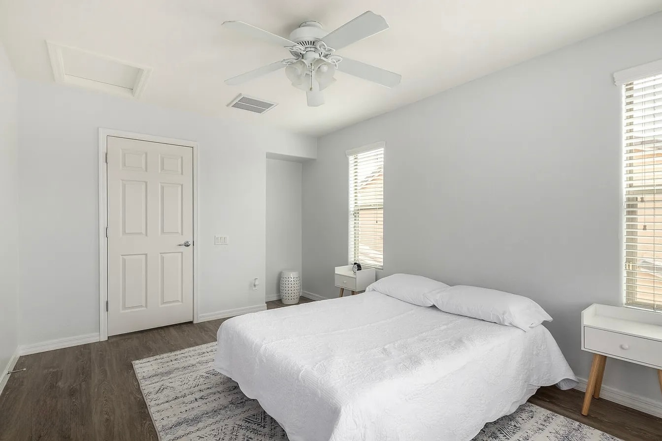 Building Photo - 16017 N 19th Dr