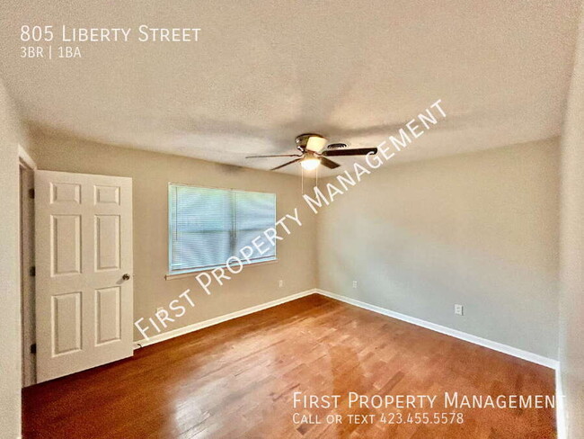 Building Photo - 805 Liberty St