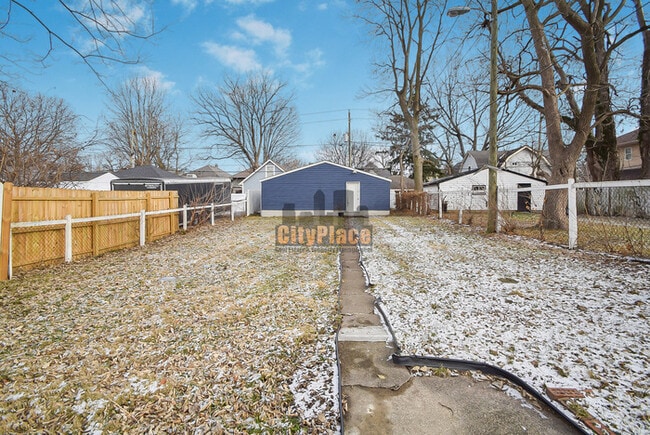 Building Photo - 1115 Keystone Ave