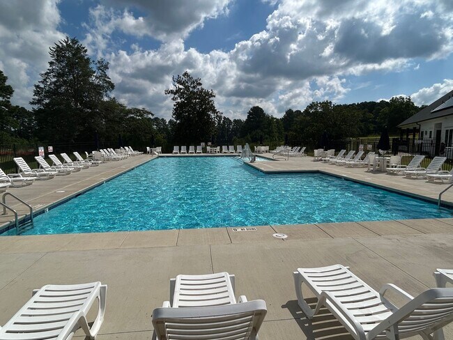 Building Photo - NEW 4 bed/3.5 bath townhome for rent in Apex