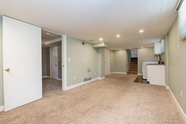 Building Photo - 3738 Zenobia St