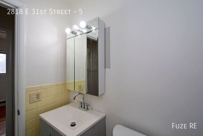 Building Photo - 2818 E 31st St