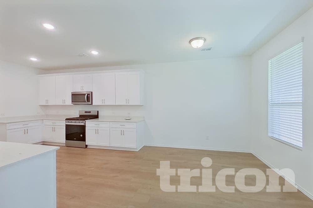 Building Photo - 2411 Carlow Ln