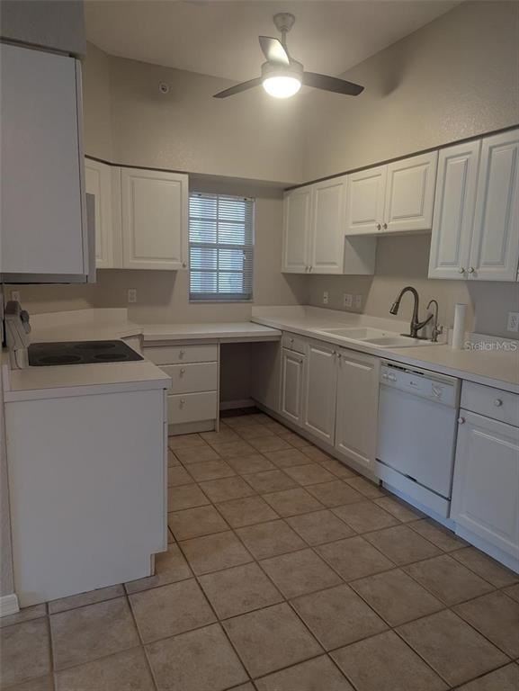 Building Photo - 4216 Central Sarasota Pkwy