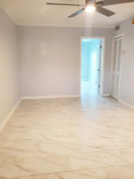 Building Photo - 201 Coppitt Rd