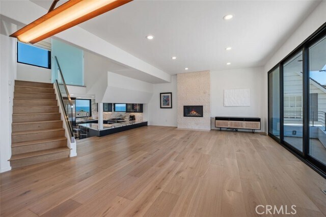 Building Photo - 31868 Circle Dr