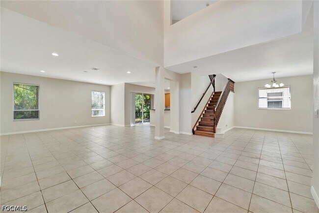 Building Photo - 10245 S Golden Elm Dr