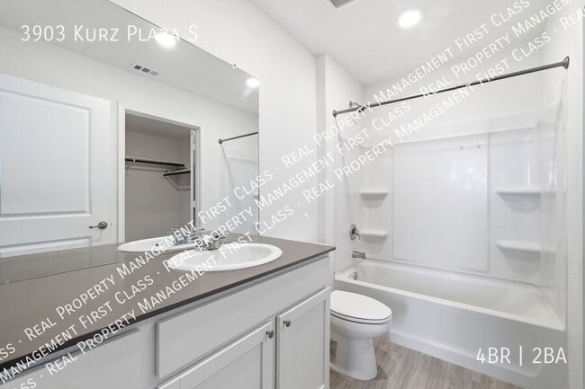 Building Photo - 3903 Kurz Plz S