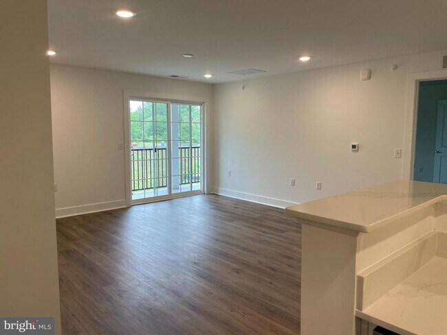 Building Photo - 5302 MARY ASHBY Way