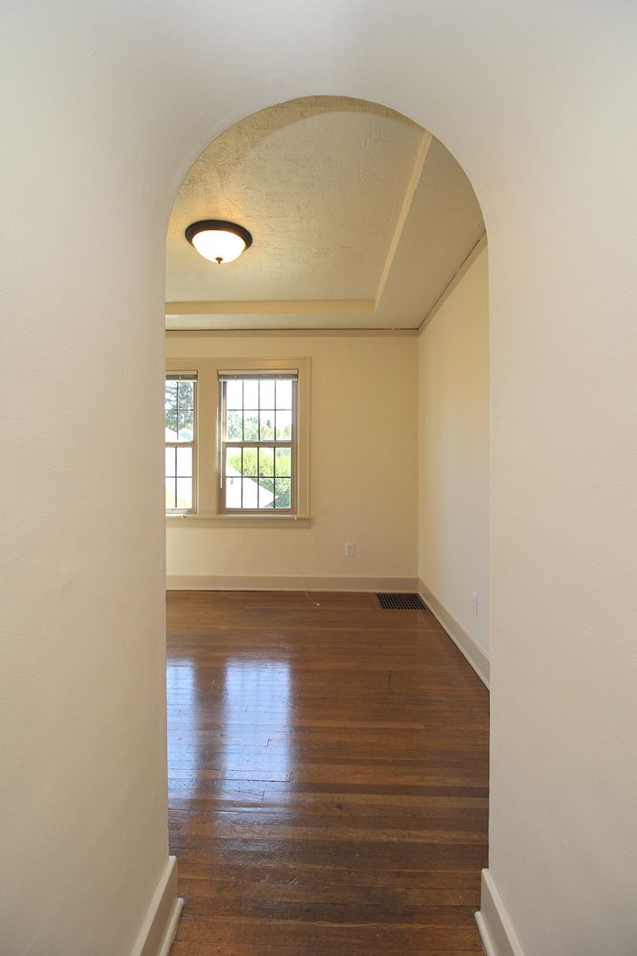 Building Photo - 2310 SE 22nd Ave
