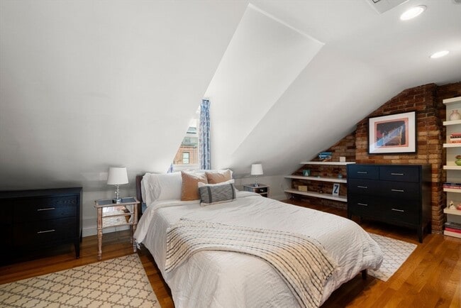 Building Photo - 290 Shawmut Ave