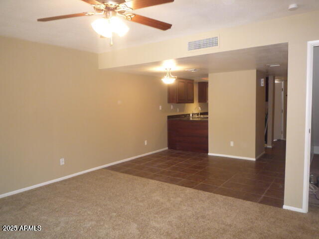 Building Photo - 935 N Granite Reef Rd
