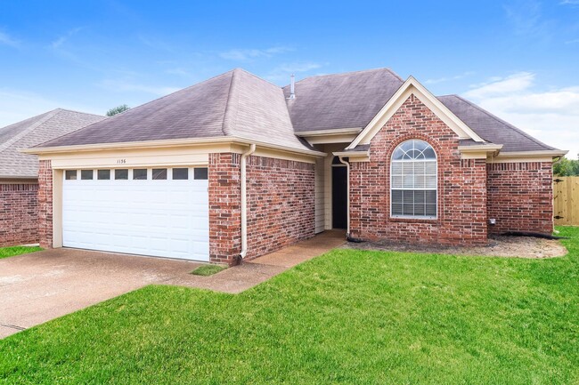 Building Photo - 1136 Breezy Valley Dr
